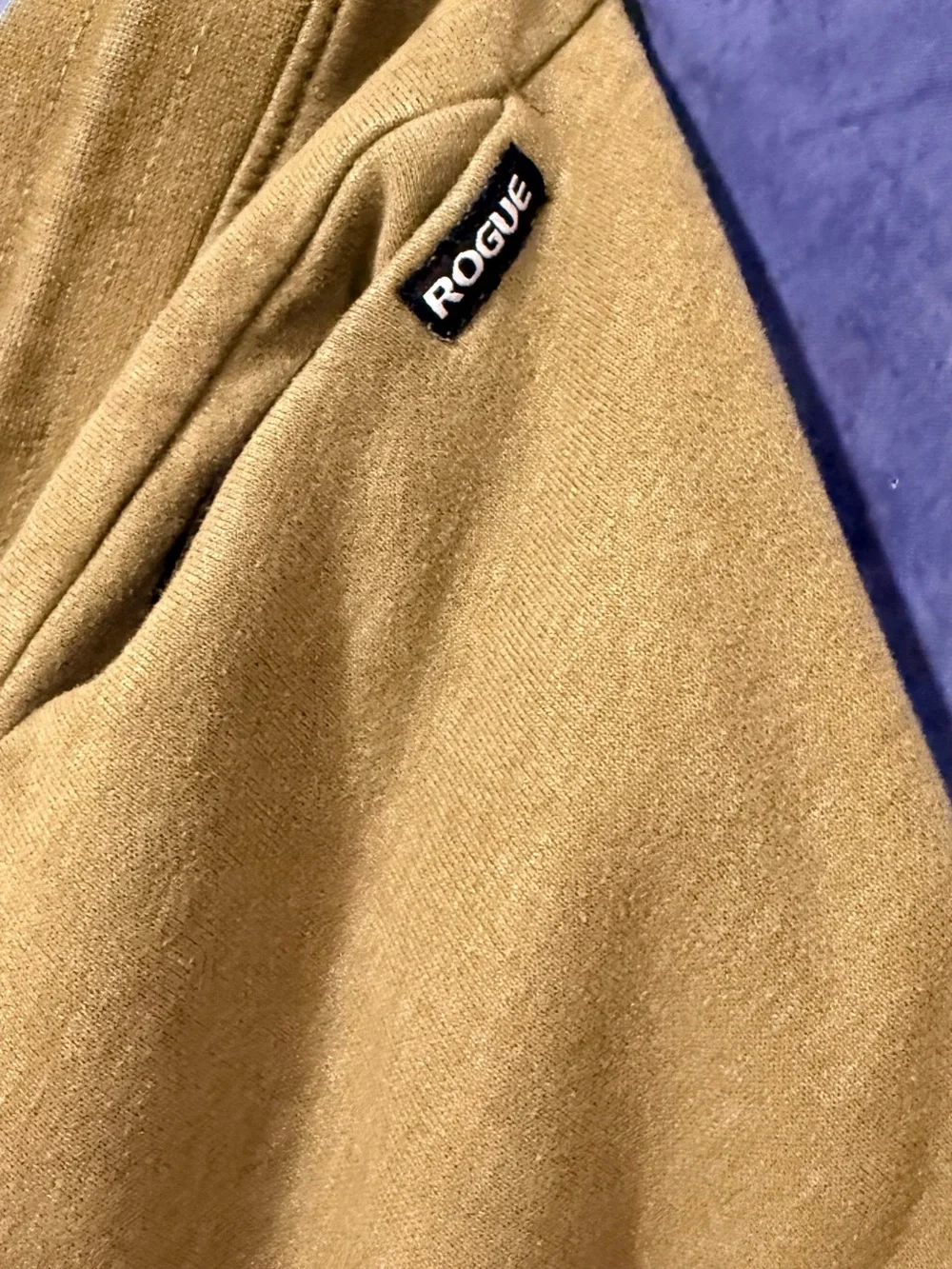 Rogue Tan Fleece-Lined Sweatpants Men’s large